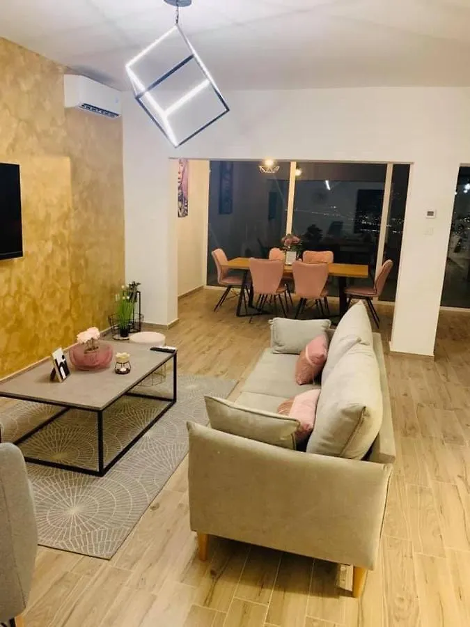 Dives Vista Apartment I 卡斯塔